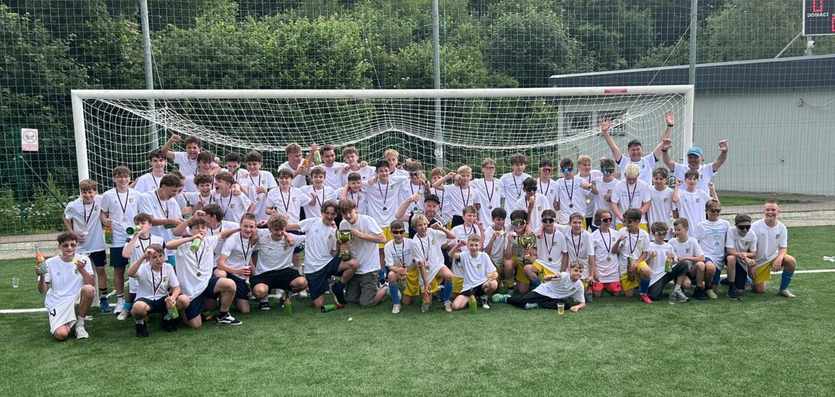 SK Zlín - starší a mladší žáci - vítězové krajské soutěže 25/26